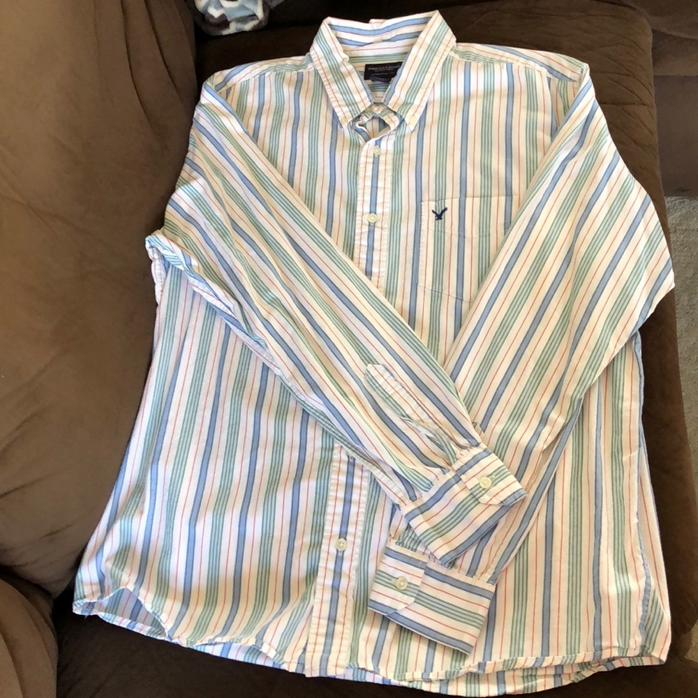 American Eagles men’s button down shirt, Large